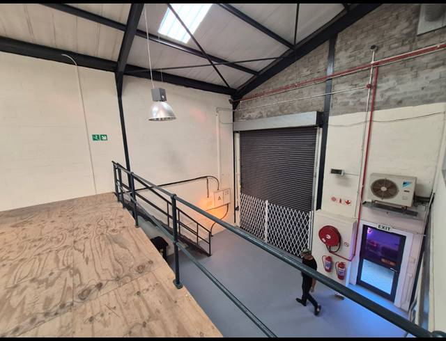 417M² WAREHOUSE TO LET IN MAITLAND